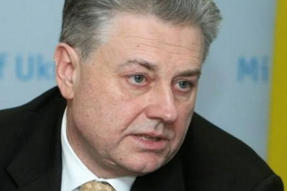 Відносини з Росією, миротворча місія ООН в Україні - інтерв'ю В.Єльченка "Європейській правді"